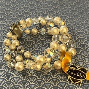 Vintage Laguna 3 strand crystal and faux cotton pearl bracelet silver tone clasp